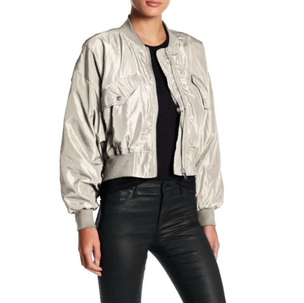 New ROMEO+JULIET COUTURE Bomber Cropped Jacket